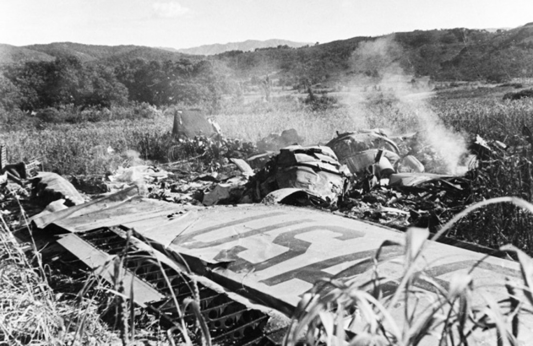 Обломки американского передового реактивного всепогодного перехватчика F-94