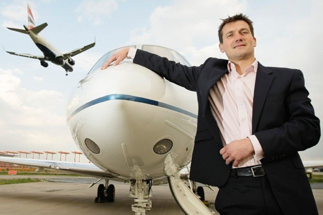 Адам Твиделл — директор компании PrivateFly