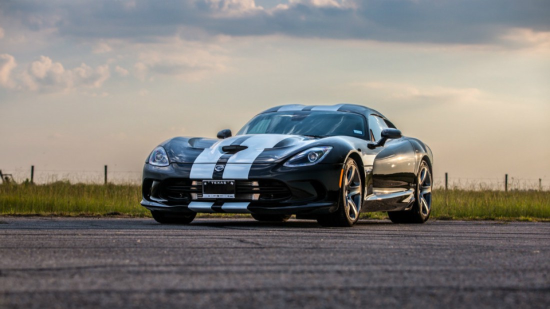 Полное имя зверька — Hennessey Venom 800 Dodge Viper