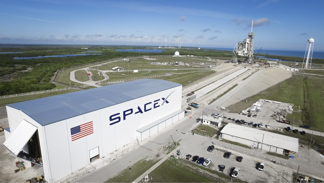 Один из заводов SpaceX