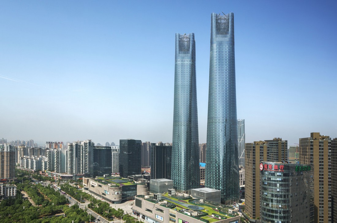 303-метровый Jiangxi Nanchang Greenland Central Plaza