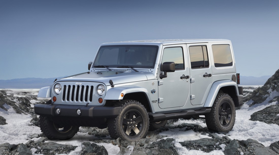 Jeep Wrangler привлекает дам своими силой и неудержимостью