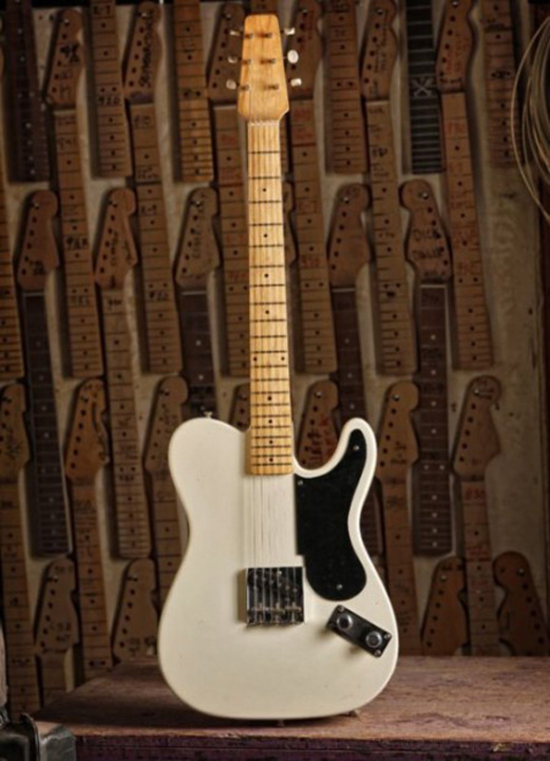 Fender Broadcaster prototype 1949 — $375 тысяч