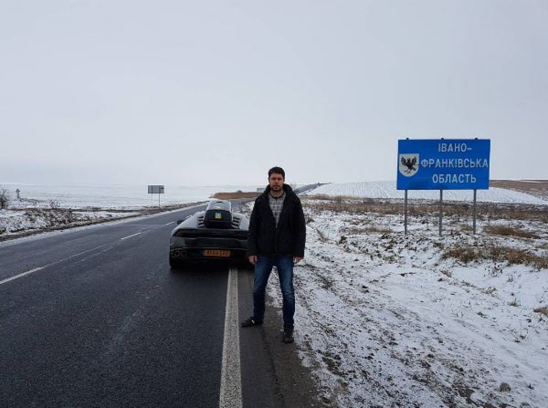 Джонни по дороге в Карпаты