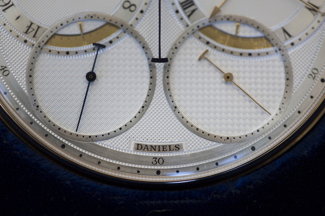 Space Travellers' Watch. Часы имеют 5 циферблатов