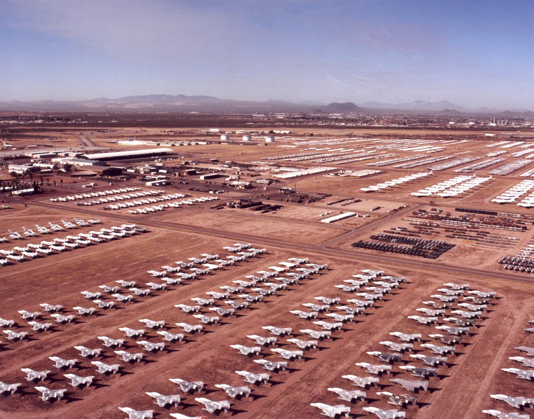 На Davis-Monthan Air Force покоится порядка 5000 списанных единиц