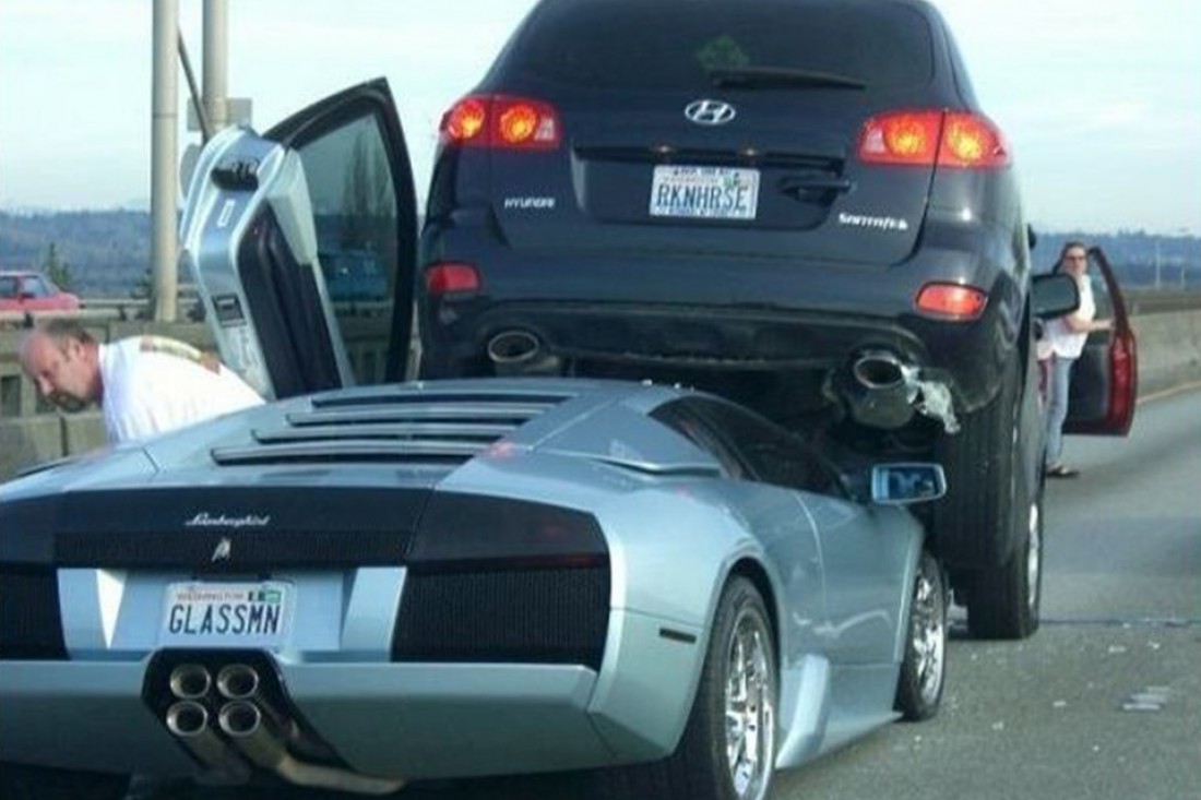 Lamborghini. Догнал Santa Fe
