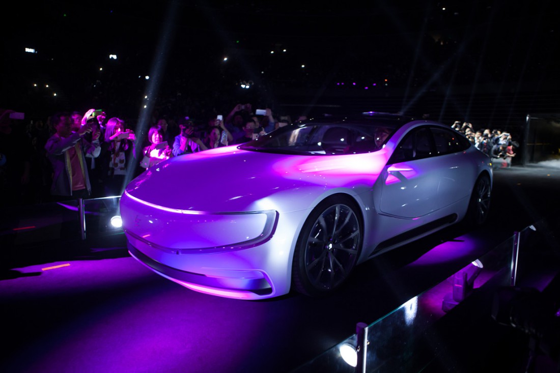 LeSee — китайский конкурент Tesla Model S