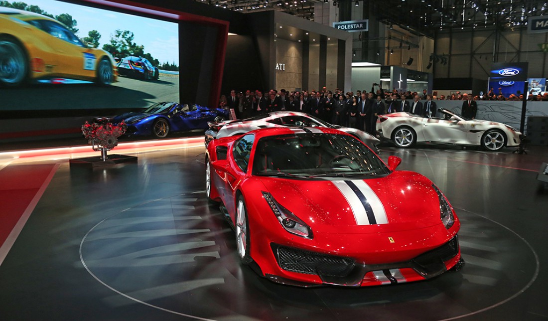 Мощность движка Ferrari 488 Pista — 770 лошадиных сил