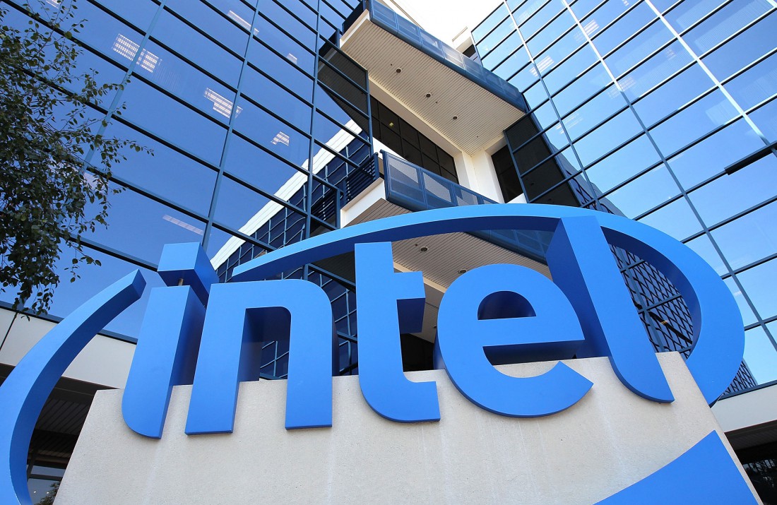 Intel Corporation — американская корпорация, производящая микропроцессоры и т.д.