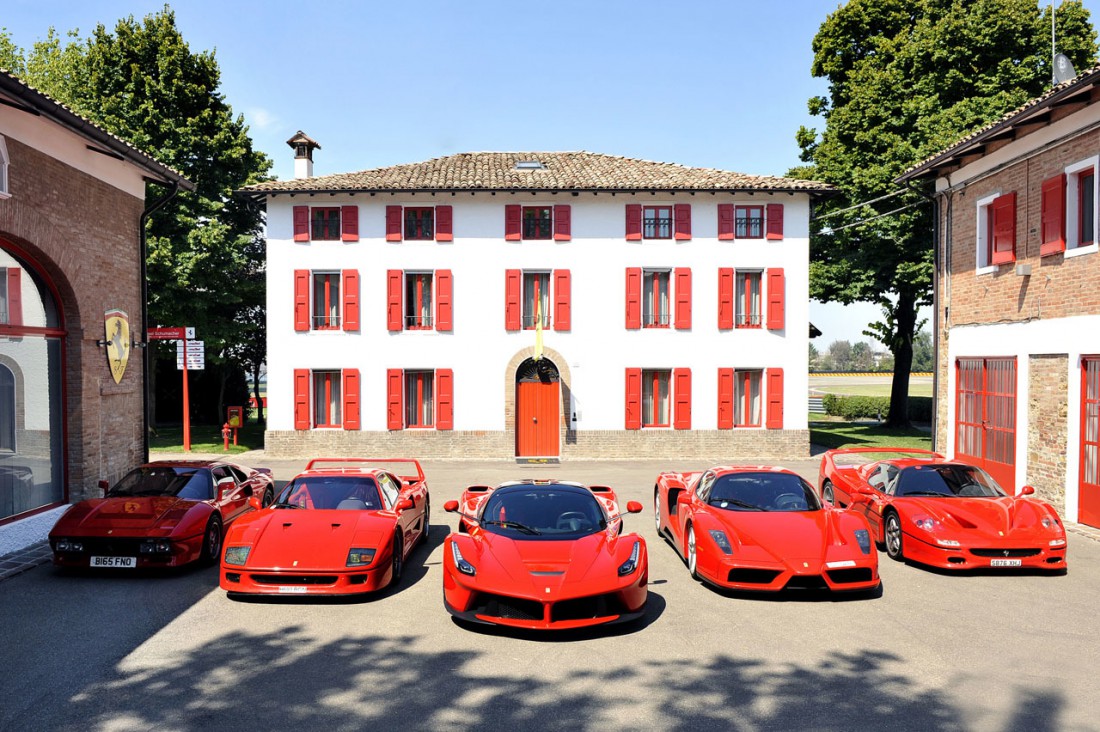 А на какой из этих Ferrari хотел бы кататься ты?