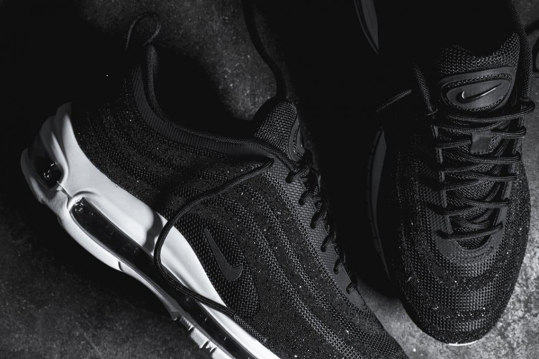 Nike Air Max 97 LX Swarovski Edition созданы методом термоплавки