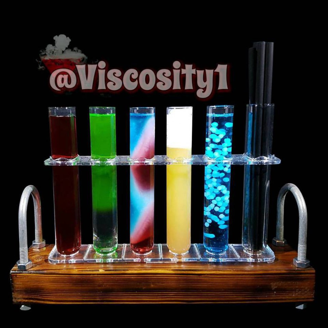Коктейли c азотом — визитная карточка Viscosity