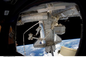 Стыковка Discovery с МКС
