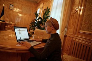        Facebook  Twitter