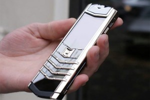 Компанию Vertu продадут