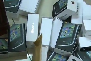 iPhone 5 валяются в Китае просто под ногами