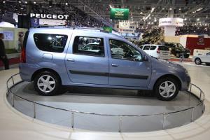 Lada Logan, Lada R90, фото
