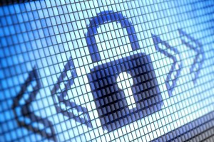При подозрении во взломе браузер сам поменяет пароли