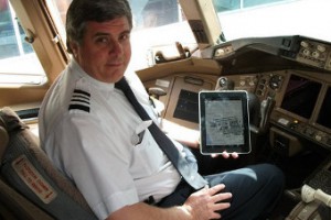 Путь летчикам подскажет iPad Путь летчикам подскажет iPad