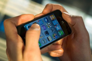СМИ: Apple и Google создадут компьютер, который можно носить на теле СМИ: Apple и Google создадут компьютер, который можно носить на теле