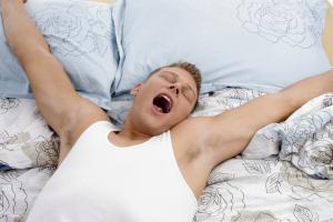 Импотенции можно не бояться, если спишь только на спине или на низких подушках