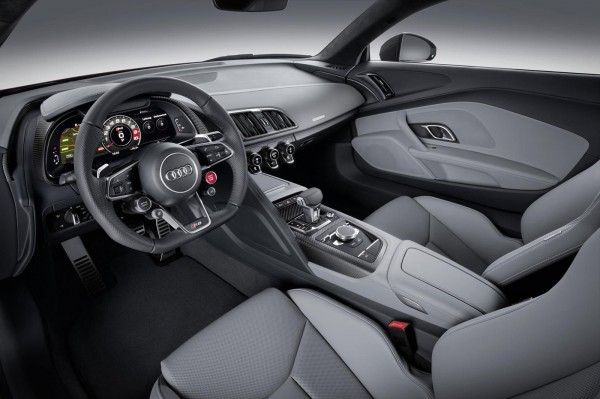 Новая версия Audi R8
