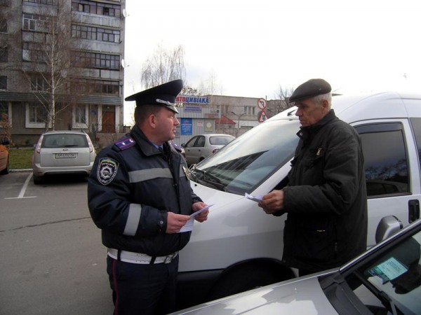 За отказ ходить в ГАИ или суд не предусмотрена никакая ответственность