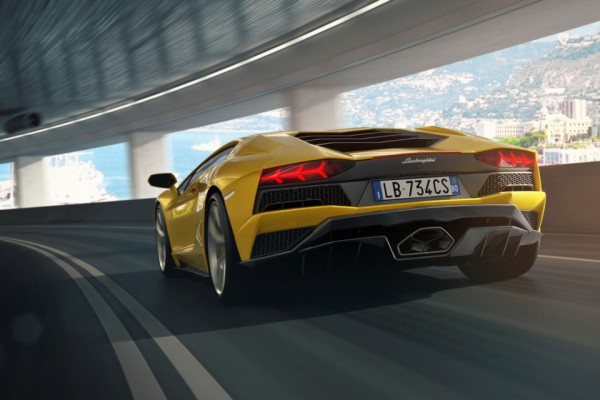 Lamborghini Aventador S