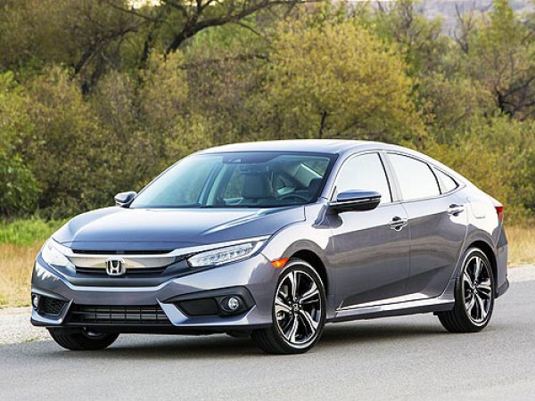 Honda Civic признан Автомобилем года в Канаде