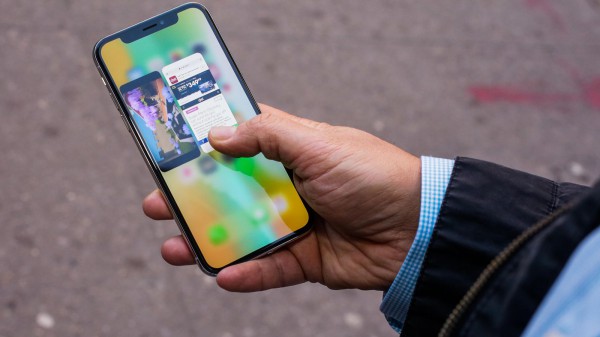 iPhone X