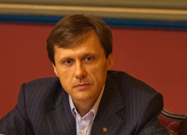 Шевченко лоббирует льготы на электромобили