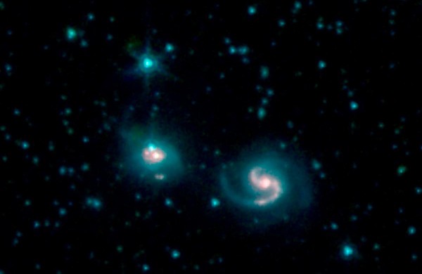 NGC 6786 (справа) and UGC 11415 (слева)