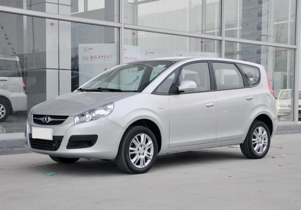 Будет продаваться в Украине и компактвэн JAC J6