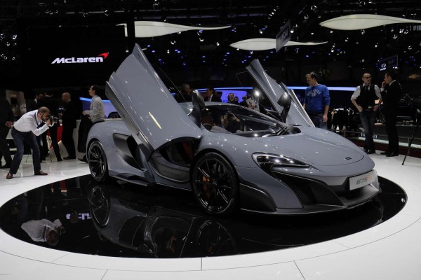 Новый спорткар McLaren 675LT