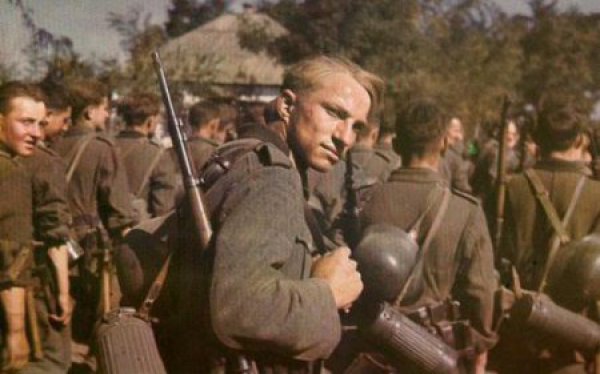 То был последний радостный день в жизни фашистов