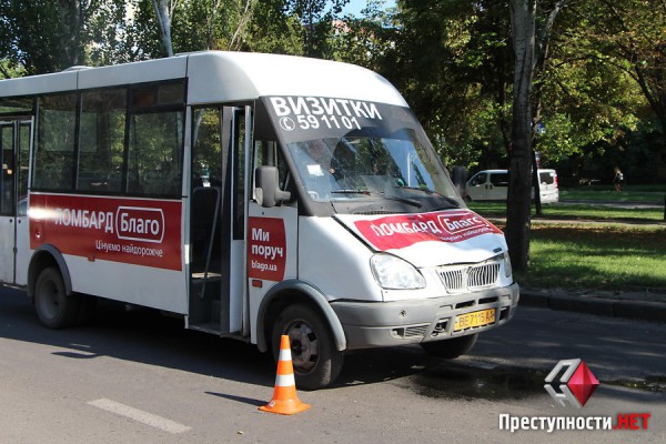 Маршрутка, сбившая пешеходов