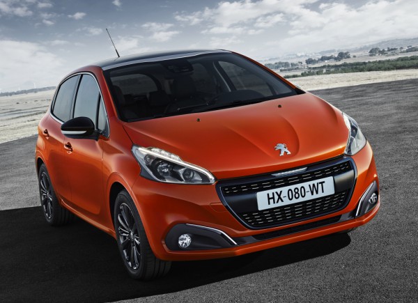 Обновленный Peugeot 208