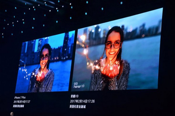 Honor V9 доступен в четырех цветах: золотом, черном, синем и красном