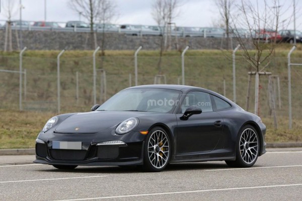 Porsche 911 R рассекретили до премьеры