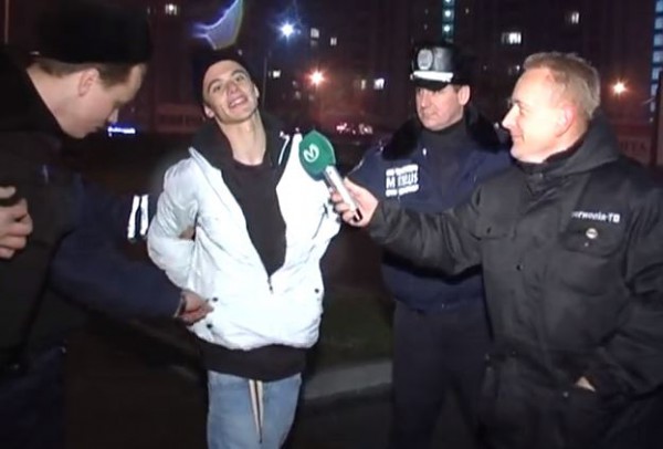 Хулиган на проспекте Бажана просто так сжег машину