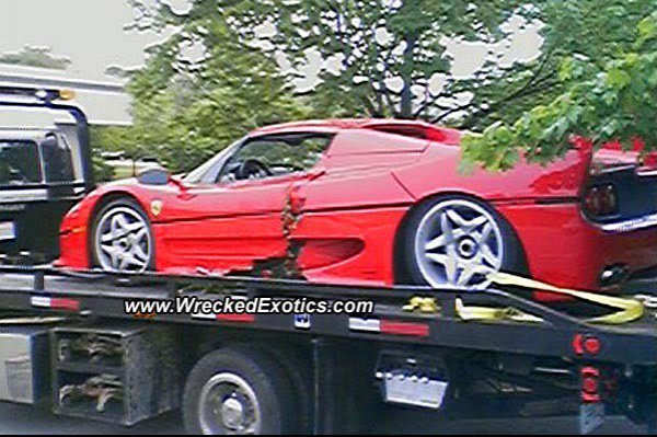 Разбитый агентом ФБР Ferrari F50