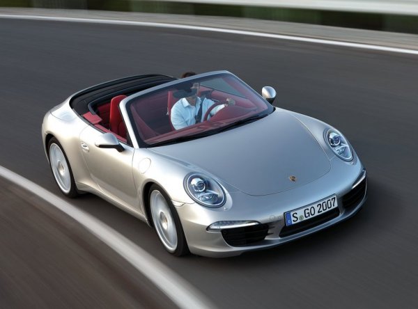 Porsche 911 Cabriolet – от €122 000