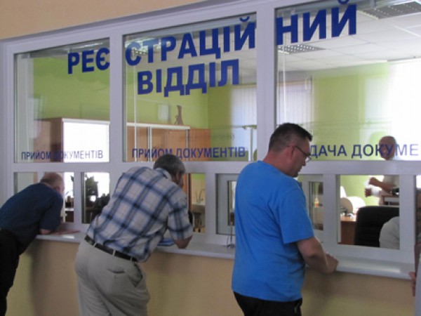 В ГАИ не исключают, что правительство вернет права с чипами