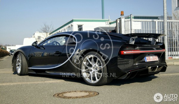 Гиперкар Bugatti Chiron за 2,4 миллиона евро
