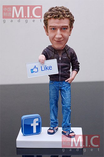Статуэтки с Цукербергом не понравились Facebook