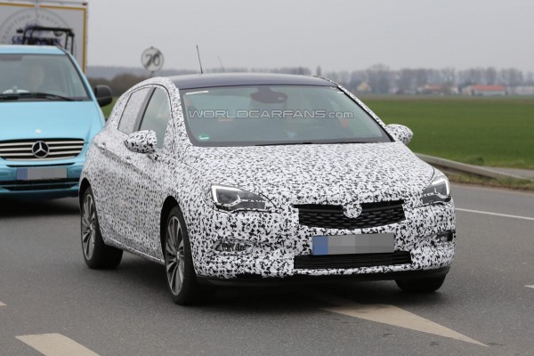Новый Opel Astra на тестах
