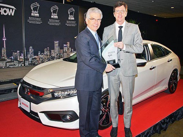 Honda Civic признан Автомобилем года в Канаде