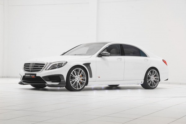 Автомобиль Brabus Rocket 900