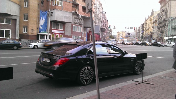 В Киеве заметили 1000-сильный Mercedes